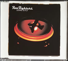 Load image into Gallery viewer, Foo Fighters - Learn To Fly CD1