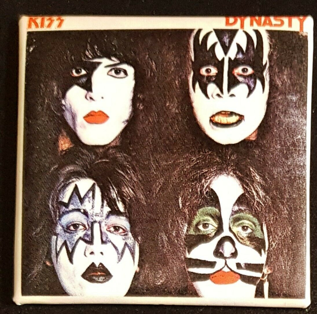 Kiss - Dynasty Badge